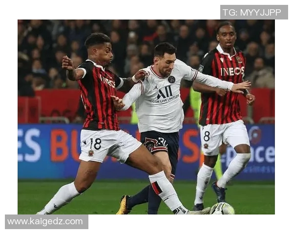 梅西如何通过战术智慧主导比赛节奏与创造进攻机会